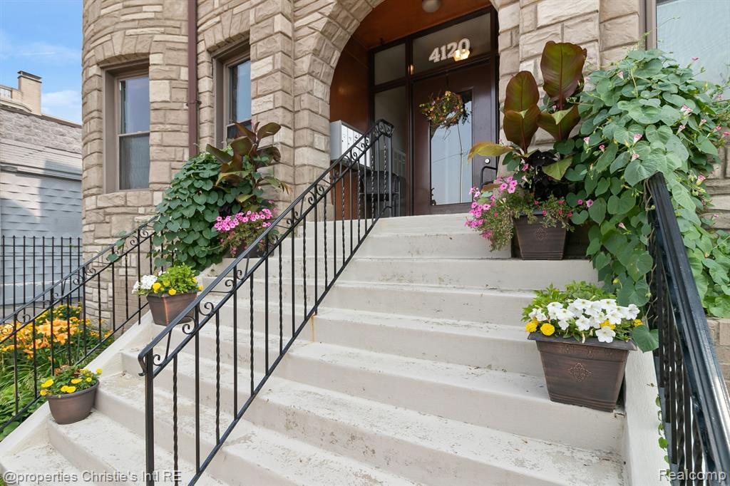 4120 CASS Avenue, 2, Detroit, MI 48201 — Photo 2