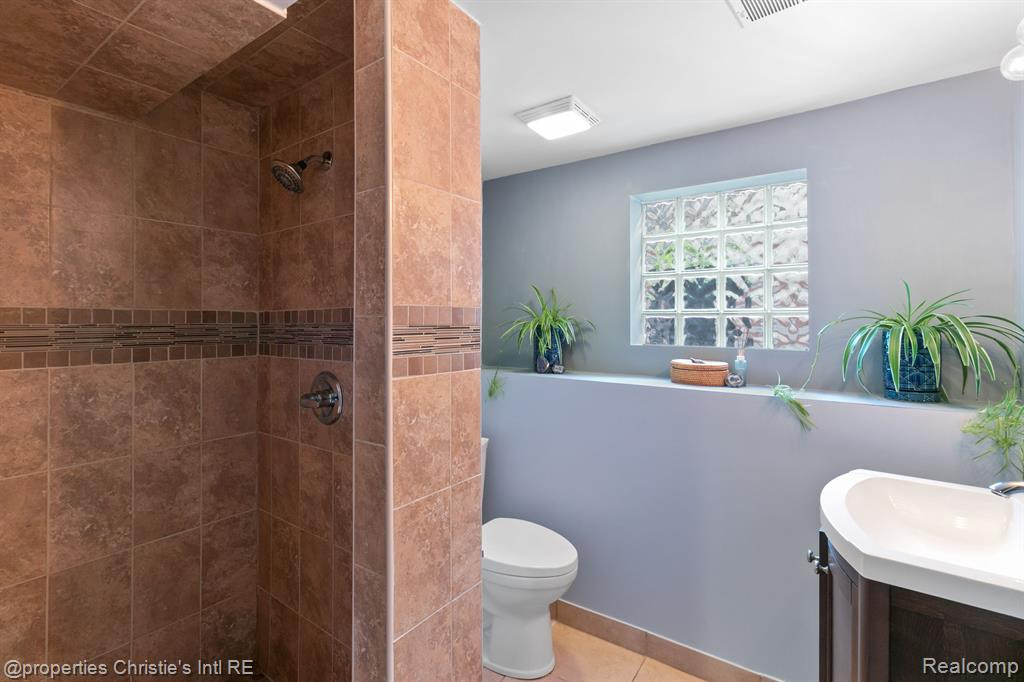 4120 CASS Avenue, 2, Detroit, MI 48201 — Photo 37