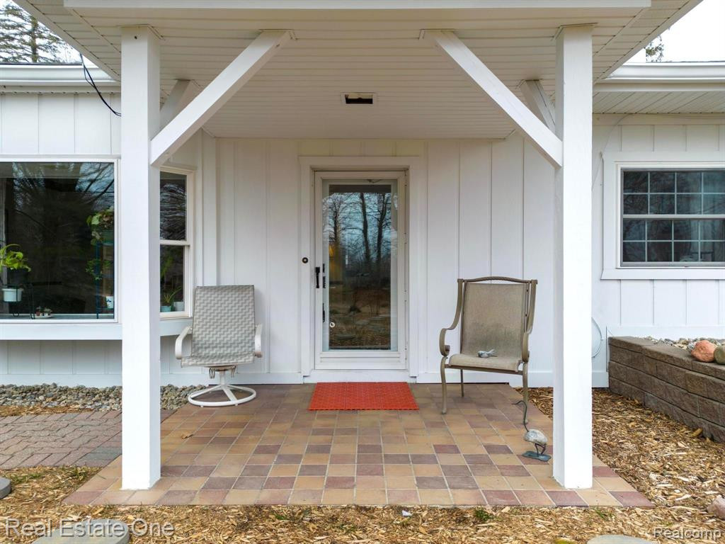 814 W MAIN Street, Northville, MI 48167 — Photo 4