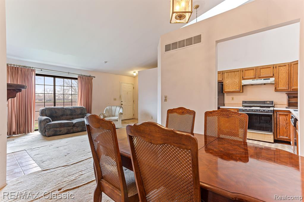 41281 Southwind Drive, Canton, MI 48188 — Photo 5