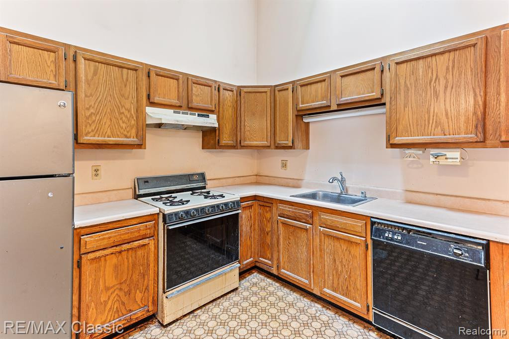 41281 Southwind Drive, Canton, MI 48188 — Photo 10