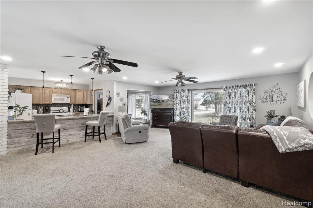 10845 Byron Road, Howell, MI 48855 — Photo 2