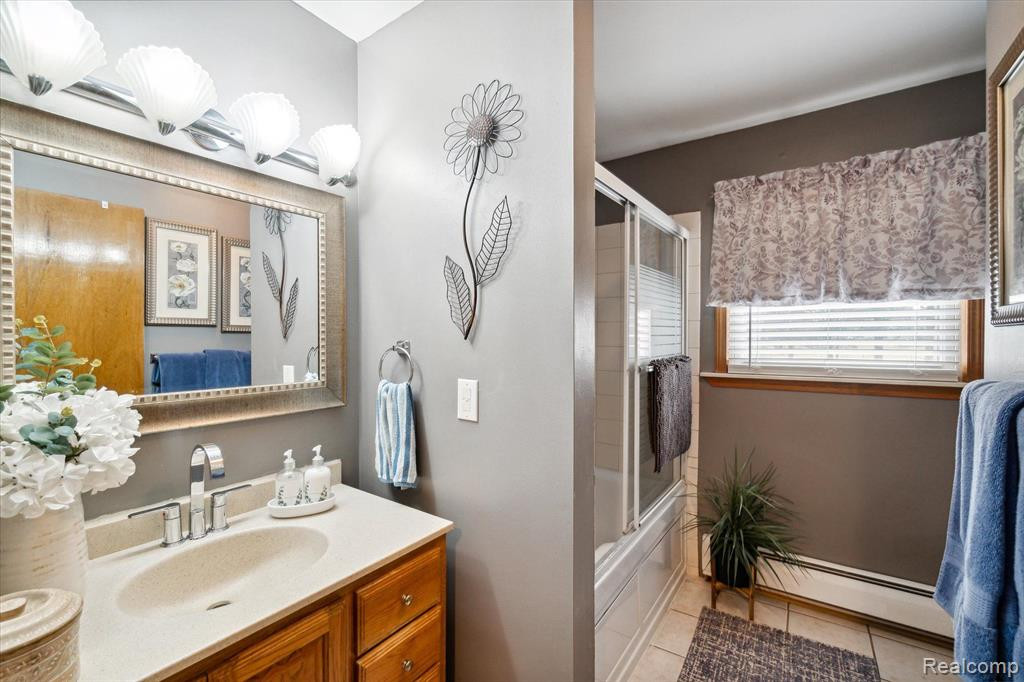 10845 Byron Road, Howell, MI 48855 — Photo 18