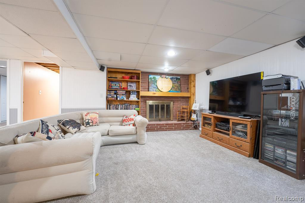 7326 REID Road, Swartz Creek, MI 48473 — Photo 20