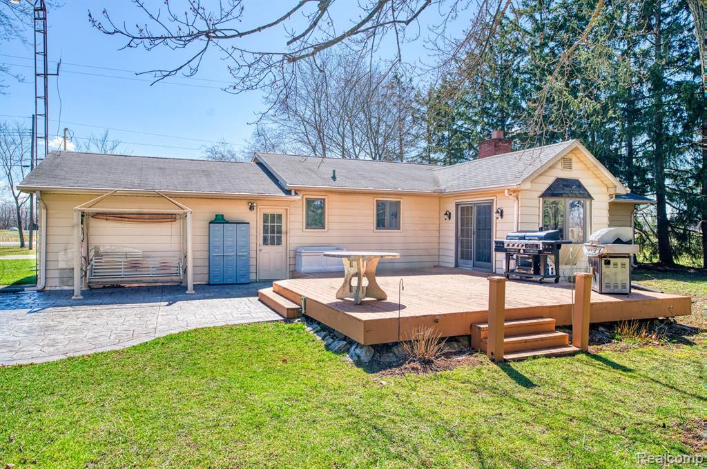 7326 REID Road, Swartz Creek, MI 48473 — Photo 27