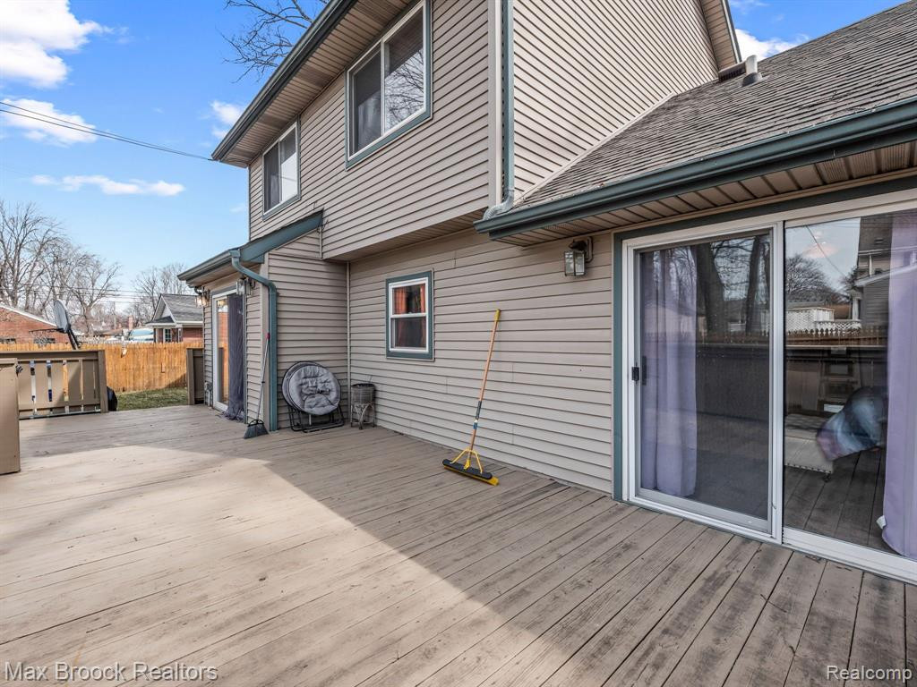 5920 SYRACUSE Street, Taylor, MI 48180 — Photo 27