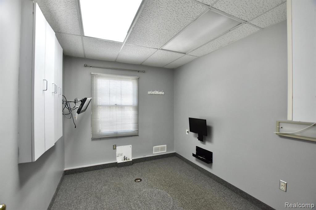 9313 N HAGGERTY Road, Plymouth, MI 48170 — Photo 15