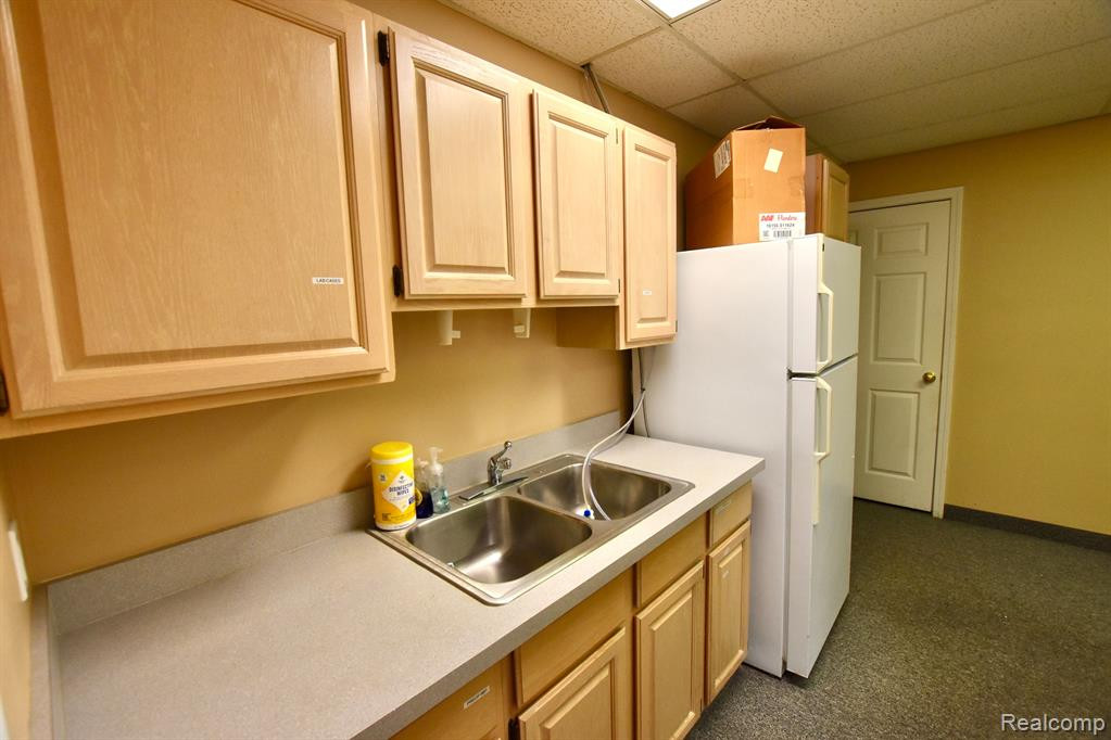 9313 N HAGGERTY Road, Plymouth, MI 48170 — Photo 19