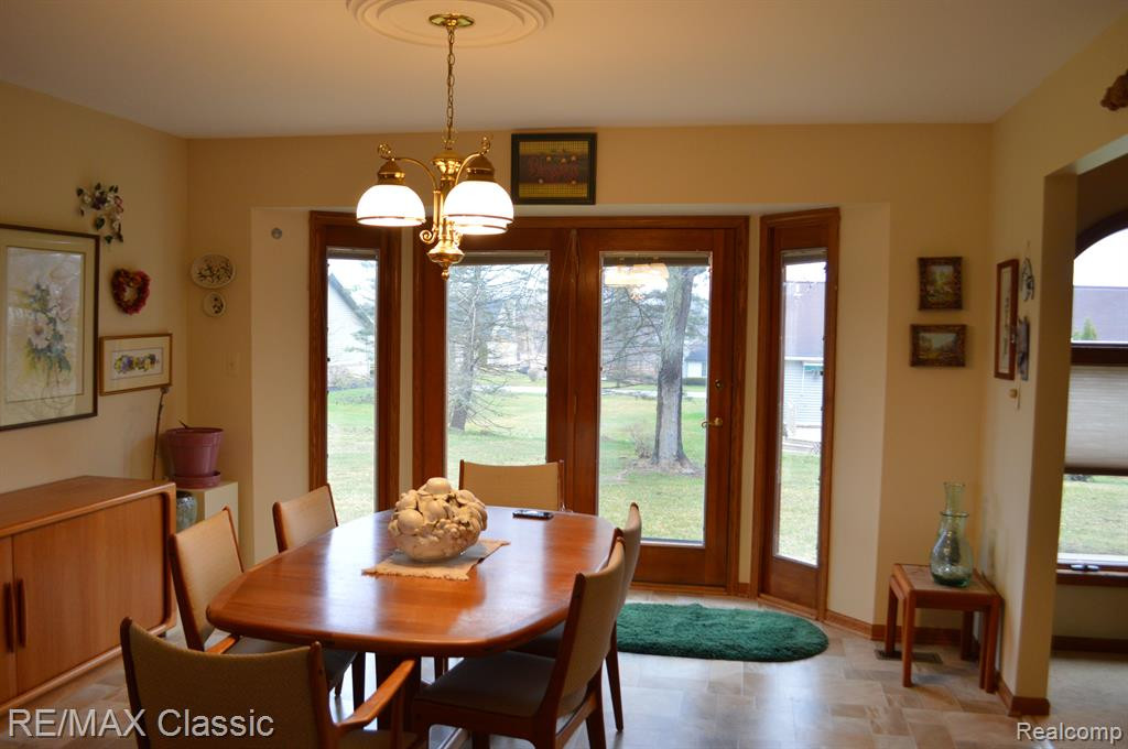 11269 HAMMERSTONE Drive, South Lyon, MI 48178 — Photo 15