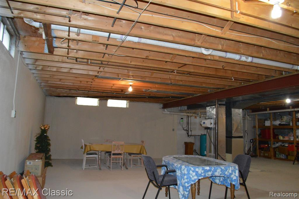 11269 HAMMERSTONE Drive, South Lyon, MI 48178 — Photo 36