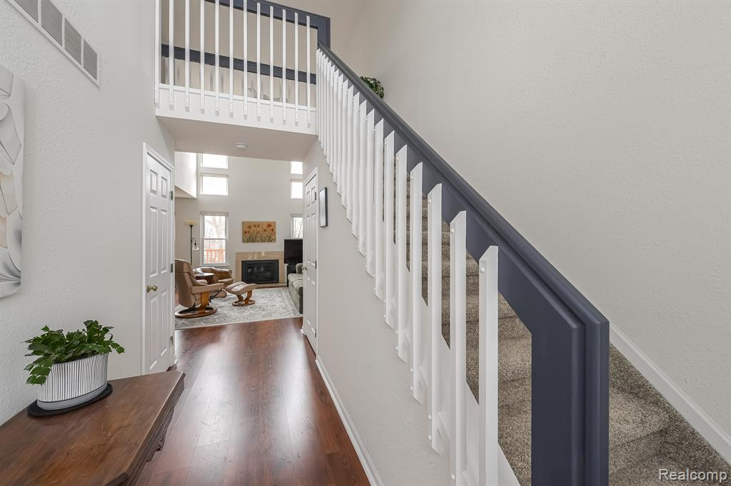 3632 MEADOW GROVE Trail, Ann Arbor, MI 48108 — Photo 3