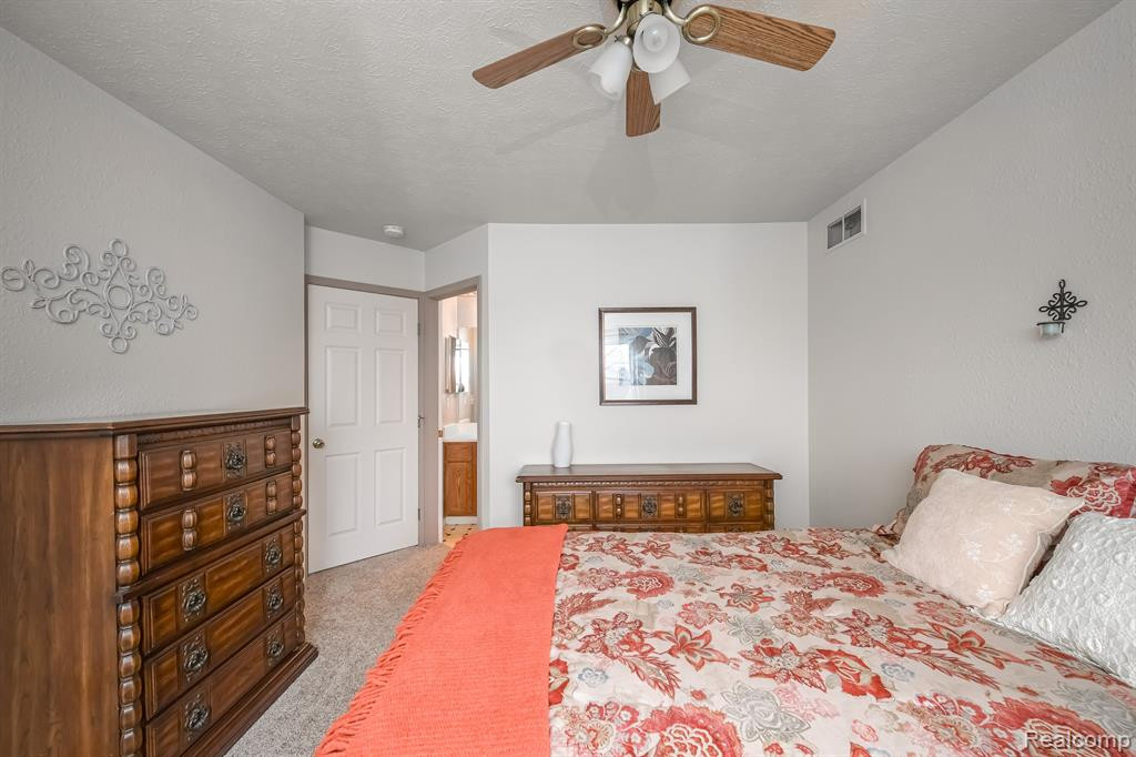 3632 MEADOW GROVE Trail, Ann Arbor, MI 48108 — Photo 28