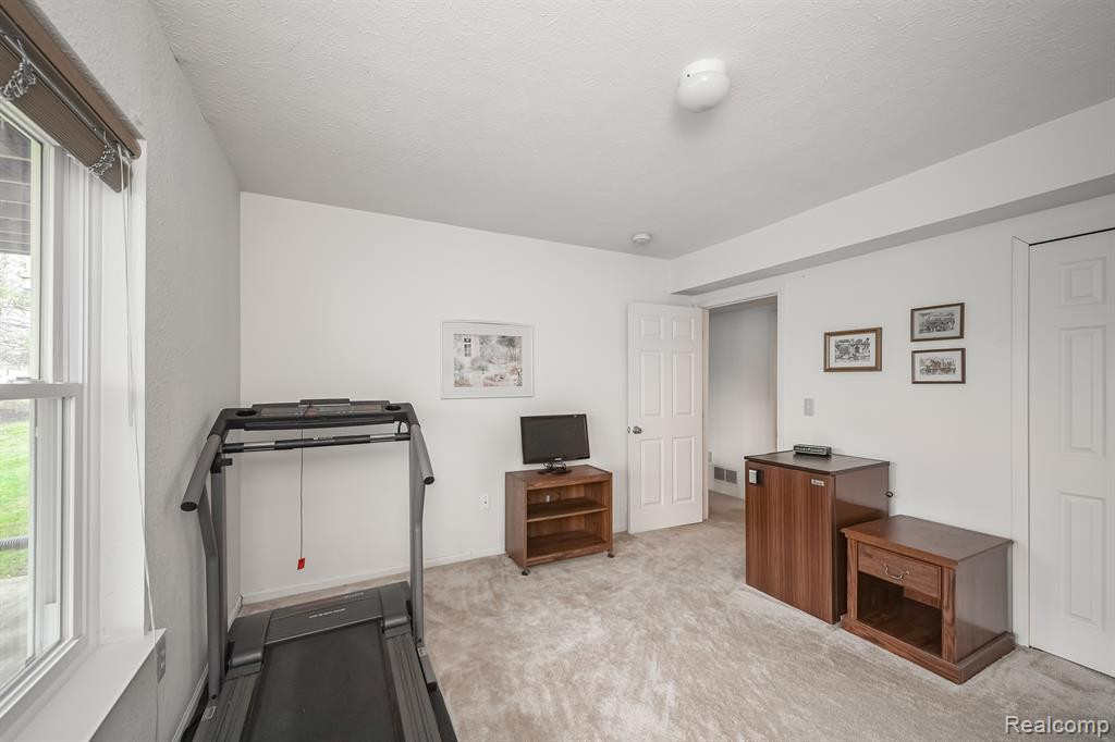 3632 MEADOW GROVE Trail, Ann Arbor, MI 48108 — Photo 35