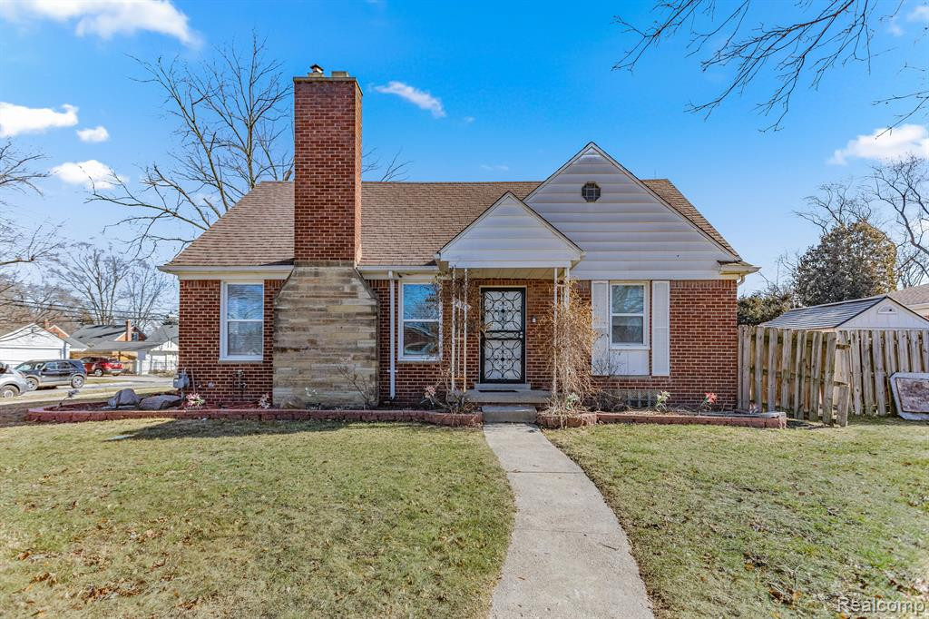 8184 VIRGIL Street, Dearborn Heights, MI 48127 — front exterior