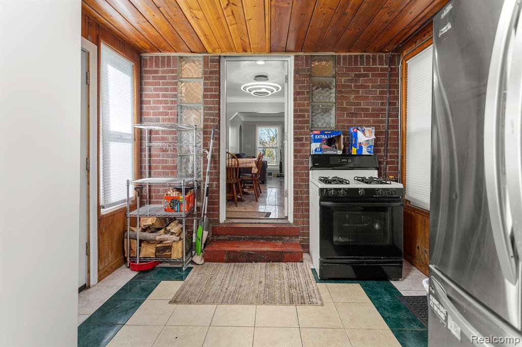 8184 VIRGIL Street, Dearborn Heights, MI 48127 — Photo 26