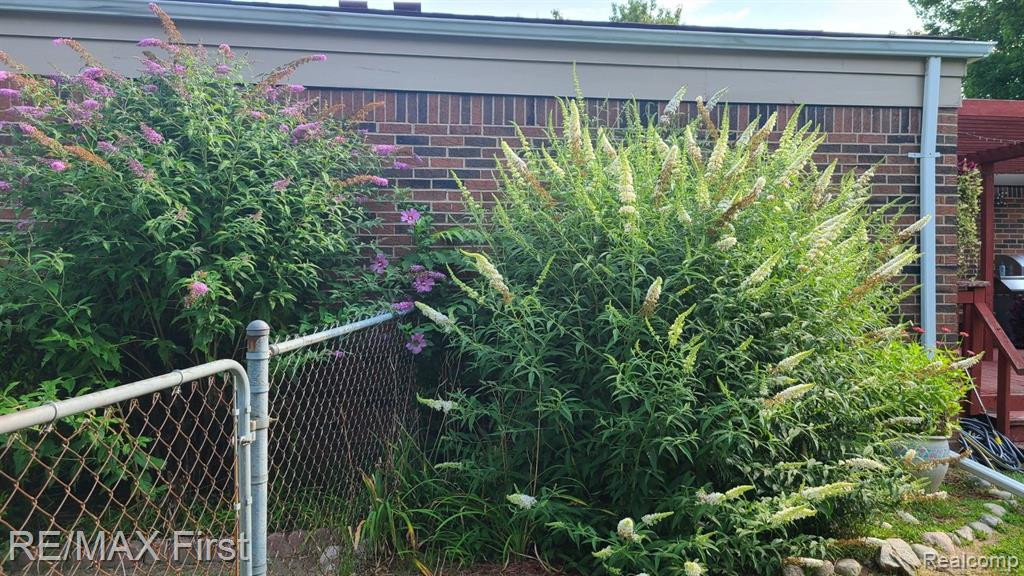 39692 RAGER, Clinton Twp, MI 48038 — Photo 7