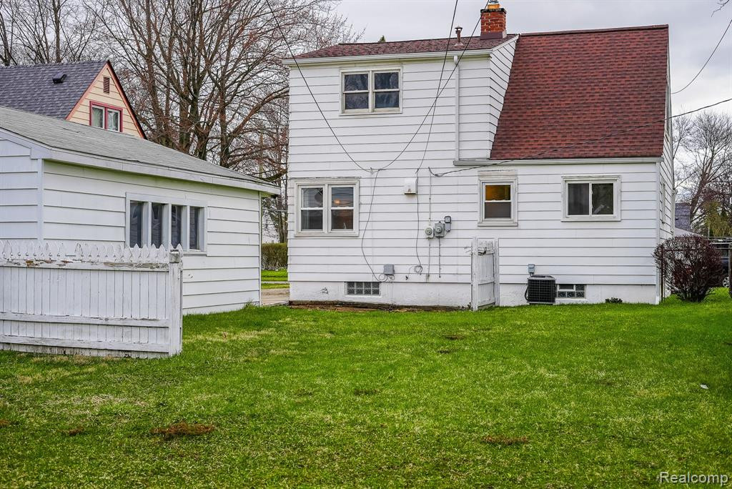 6939 HELEN Street, Garden City, MI — Photo 4