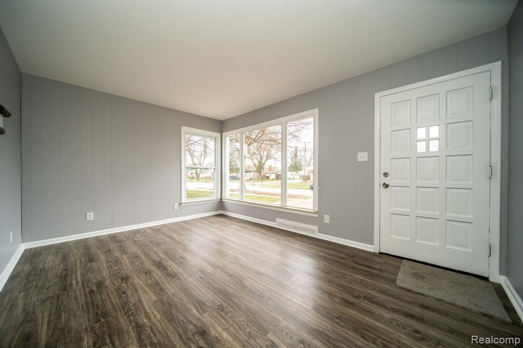 6939 HELEN Street, Garden City, MI — Photo 16