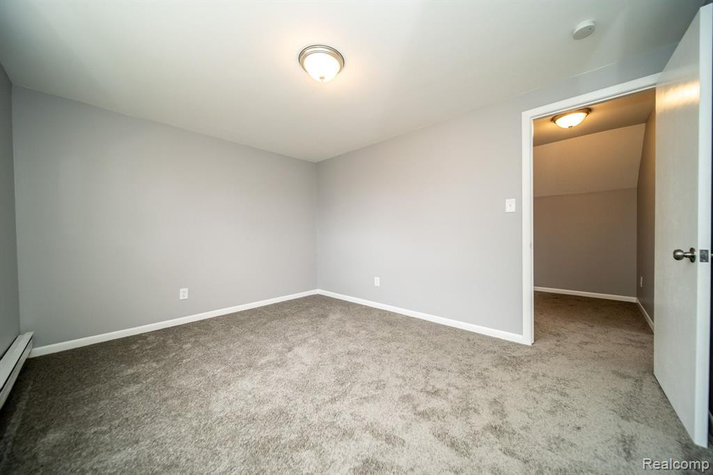 6939 HELEN Street, Garden City, MI — Photo 41