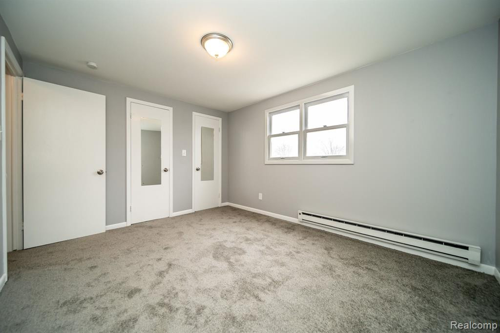 6939 HELEN Street, Garden City, MI — Photo 43