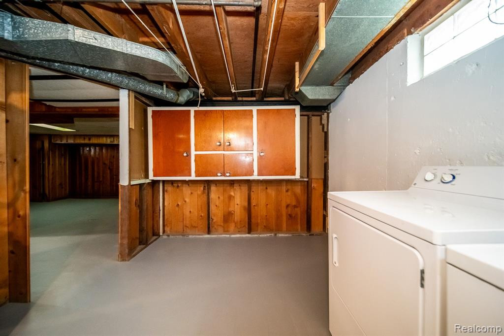 6939 HELEN Street, Garden City, MI — Photo 57