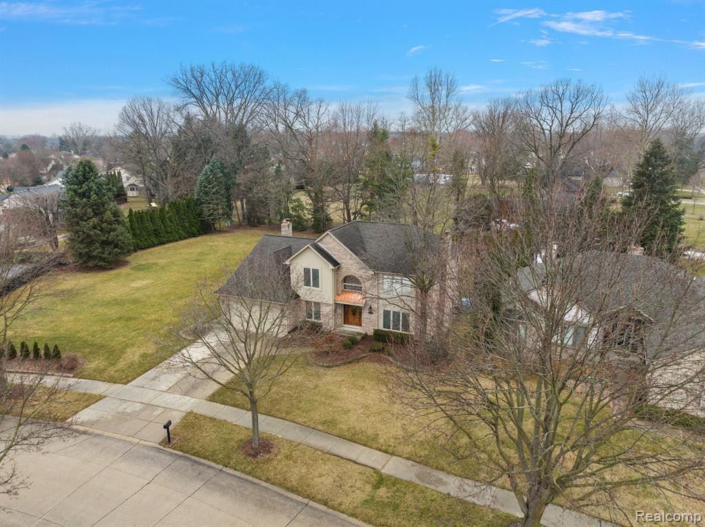 39953 WILMETTE Drive, Sterling Heights, MI 48313 — Photo 4