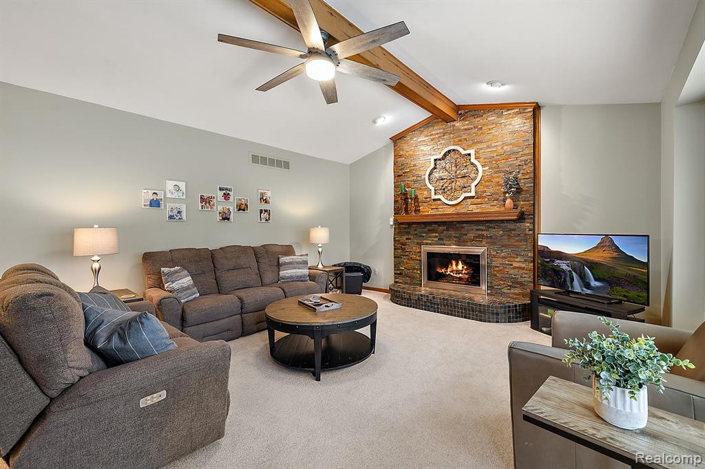 39953 WILMETTE Drive, Sterling Heights, MI 48313 — Photo 21