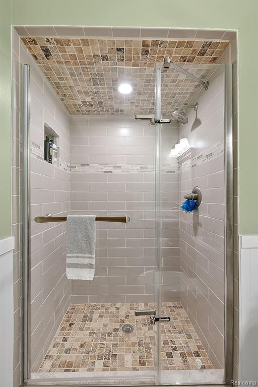 39953 WILMETTE Drive, Sterling Heights, MI 48313 — Photo 32