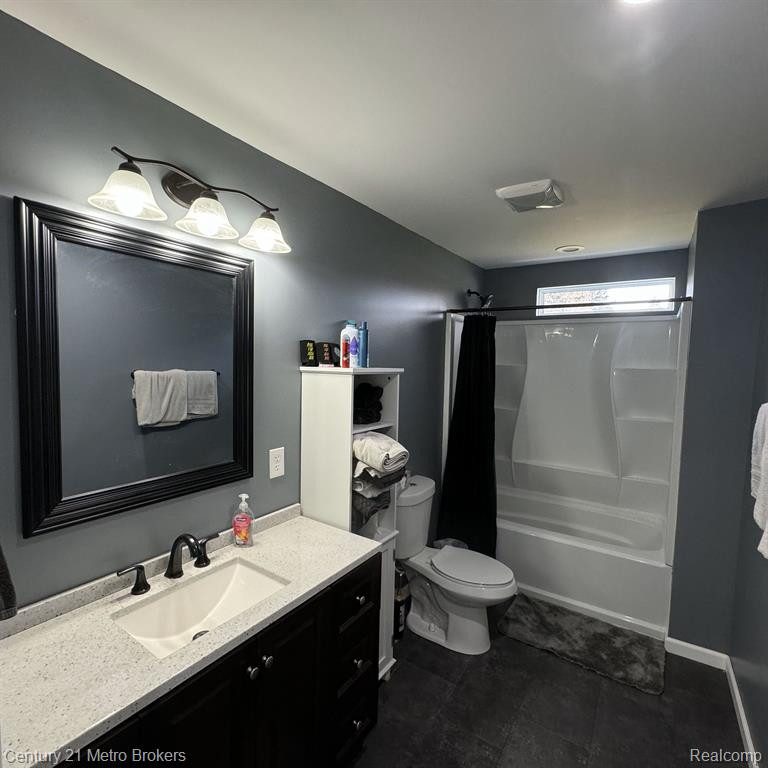 235 W MAIN Street, Mayville Vlg, MI 48744 — Photo 8