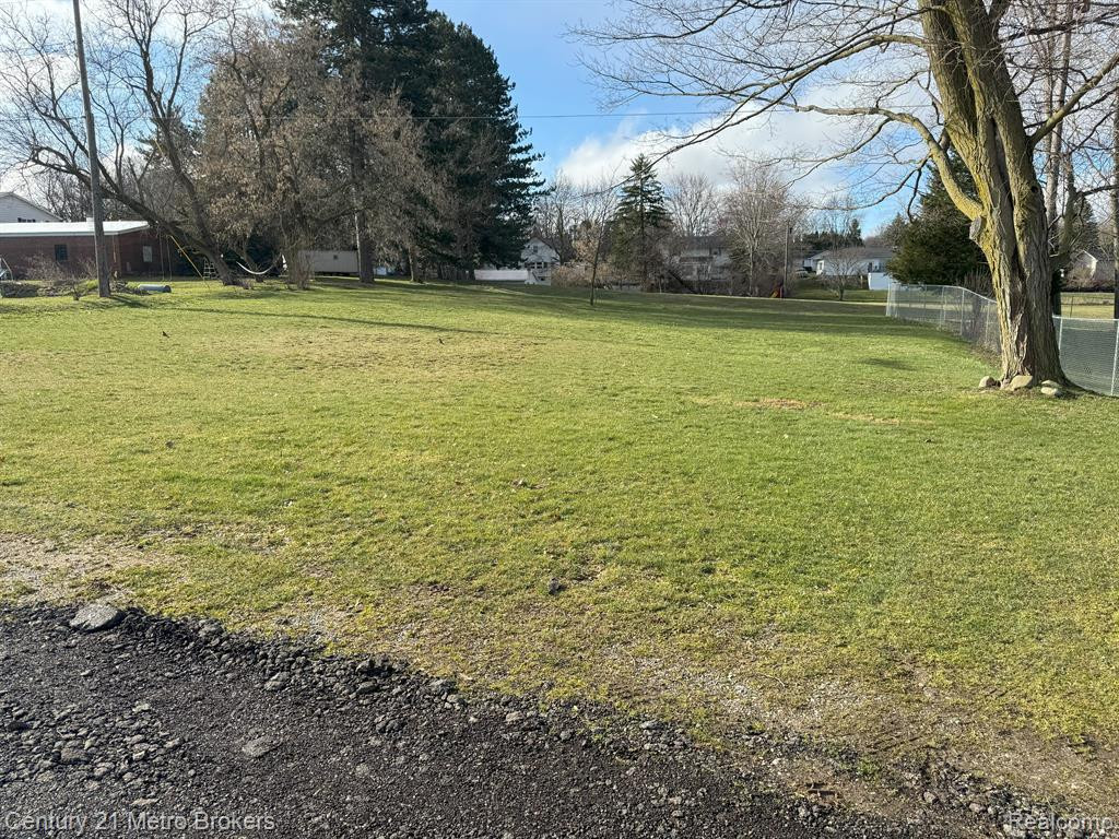 235 W MAIN Street, Mayville Vlg, MI 48744 — Photo 17