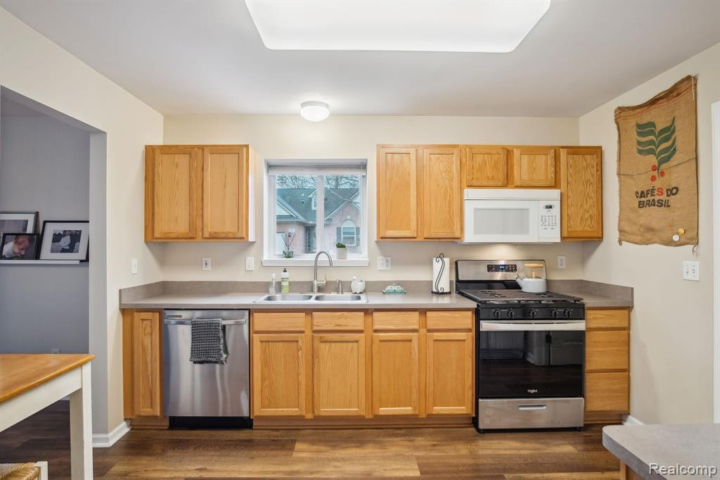 3480 Dewdrop Lane, Howell, MI 48843 — Photo 9
