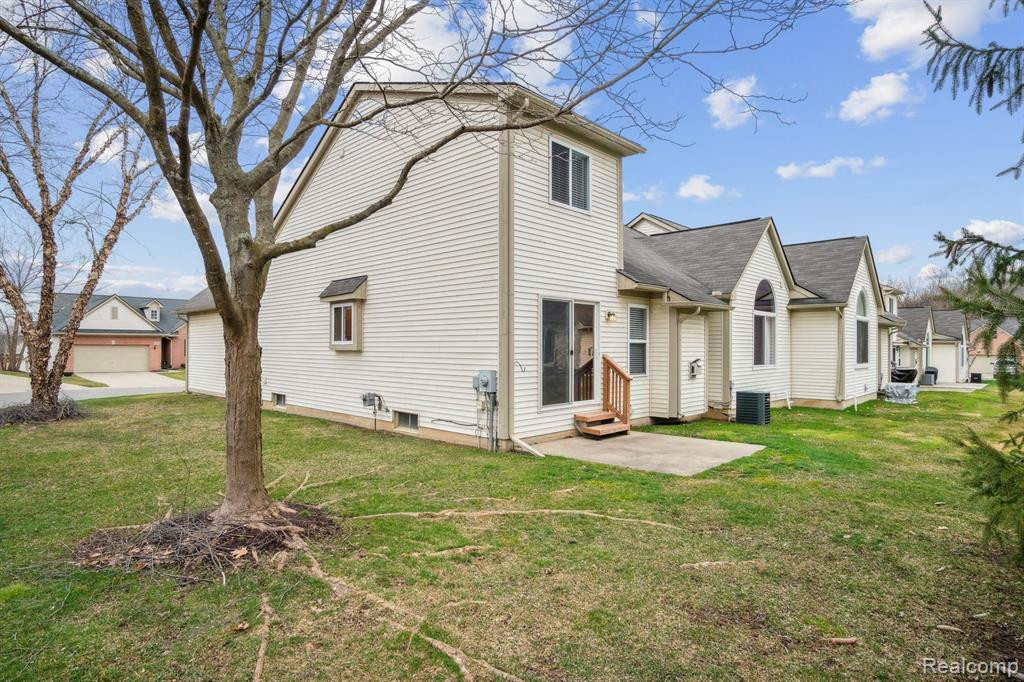 3480 Dewdrop Lane, Howell, MI 48843 — Photo 24