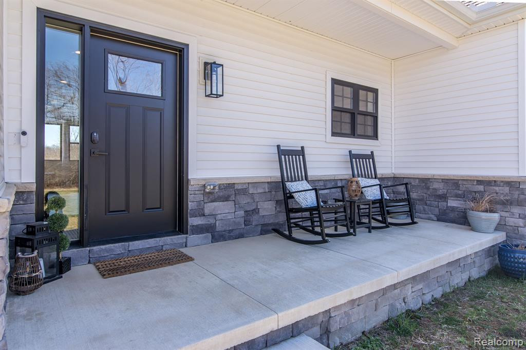 5830 GREEN Road, Fenton, MI 48430 — Photo 7