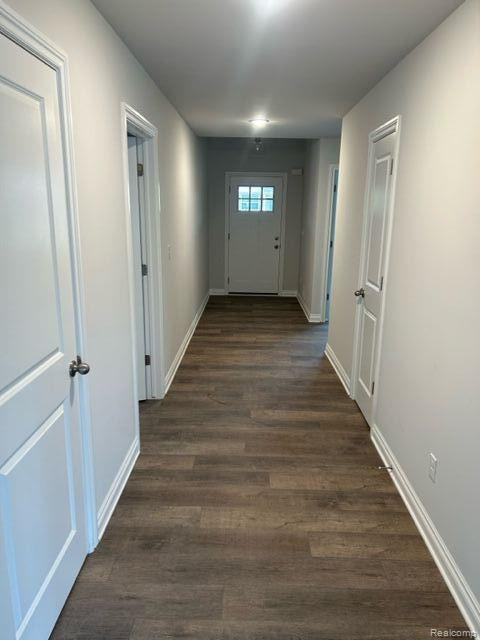 13676 CHESTER Court, Belleville, MI 48111 — Photo 5