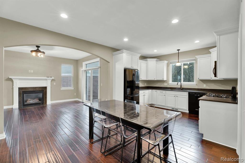 6736 BAKER, Shelby Twp, MI 48317 — Photo 12