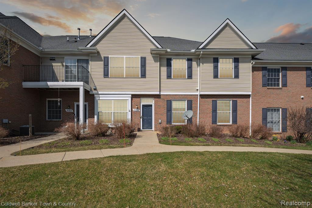1120 RIAL LAKE Drive, Howell, MI 48843 — front exterior