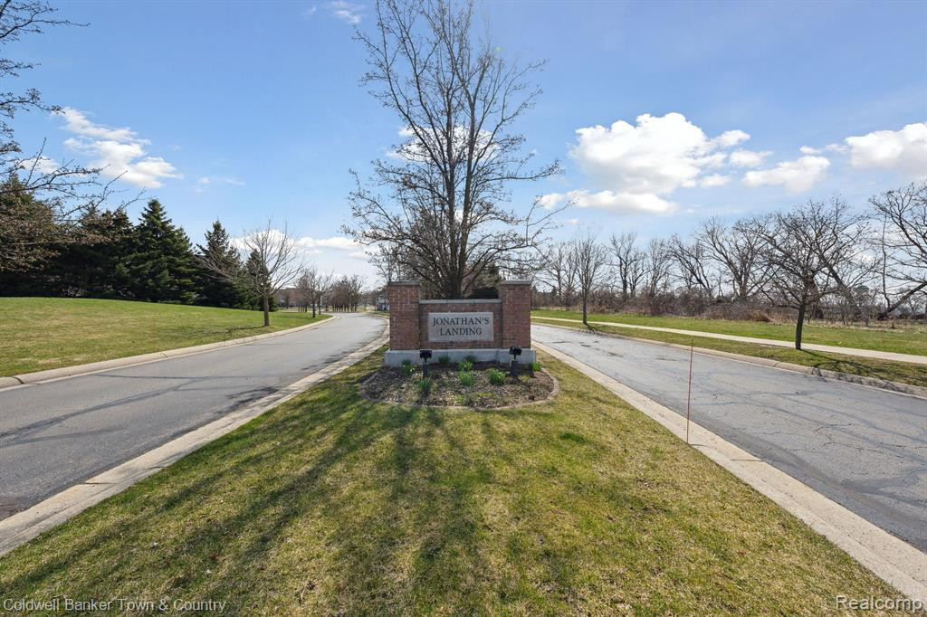 1120 RIAL LAKE Drive, Howell, MI 48843 — Photo 32