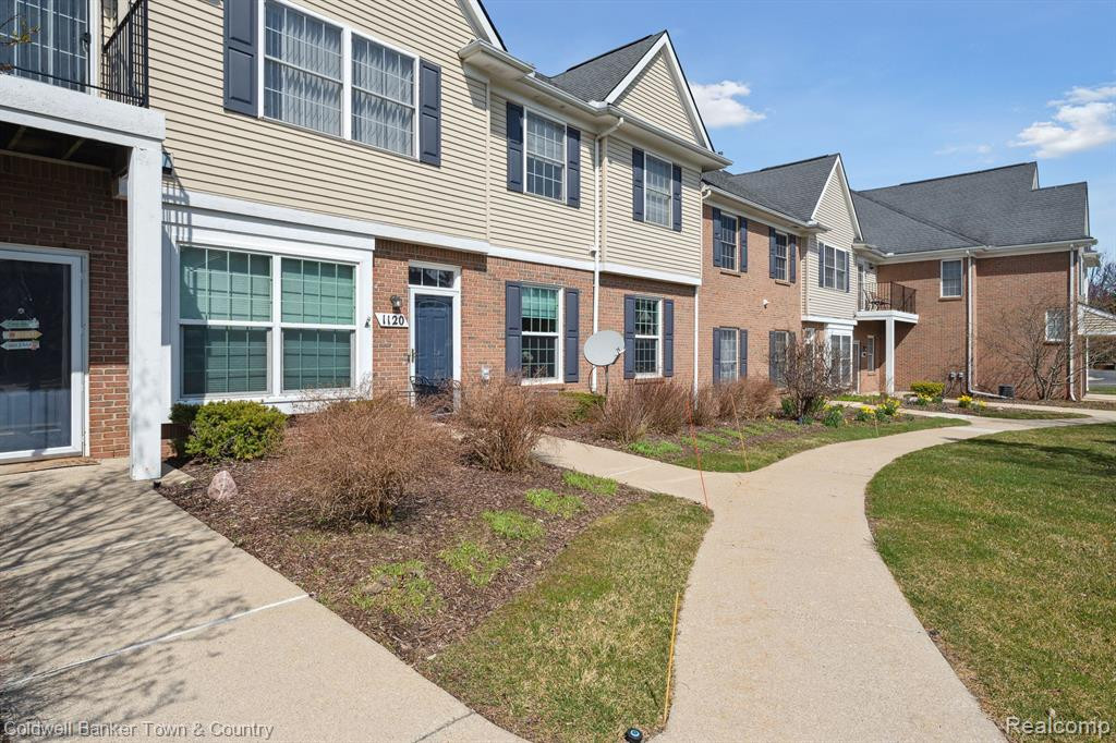 1120 RIAL LAKE Drive, Howell, MI 48843 — Photo 34