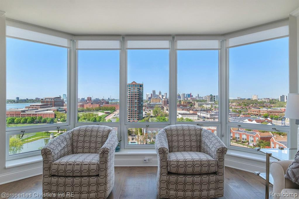 250 E HARBORTOWN Drive, 1312, Detroit, MI 48207 — Photo 2