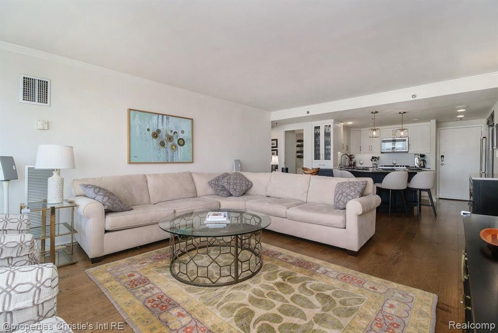 250 E HARBORTOWN Drive, 1312, Detroit, MI 48207 — Photo 7