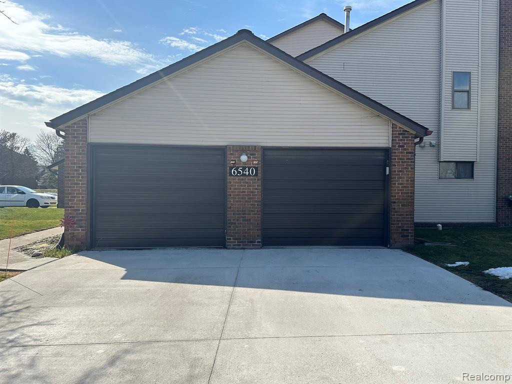 6540 RIDGEFIELD Circle, 205, West Bloomfield, MI — Photo 3