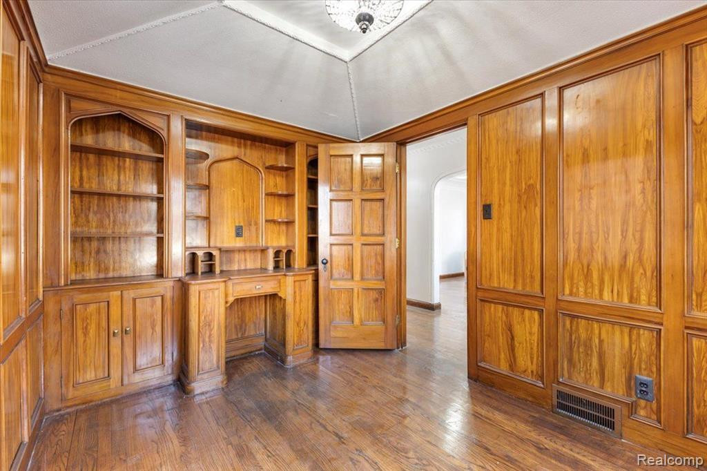 4037 STURTEVANT Street, Detroit, MI 48204 — Photo 9