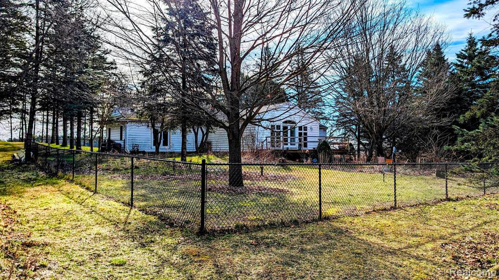 6872 HURDS CORNER Road, Mayville Vlg, MI 48744 — Photo 3