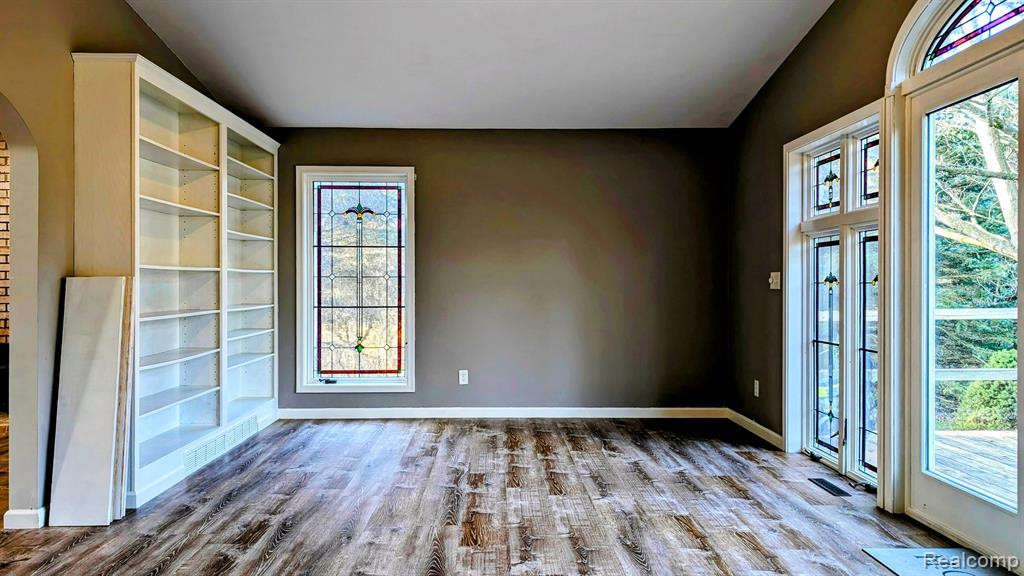 6872 HURDS CORNER Road, Mayville Vlg, MI 48744 — Photo 10