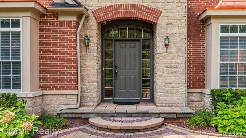 1720 TRINITY Road, Canton, MI 48187 — Photo 9