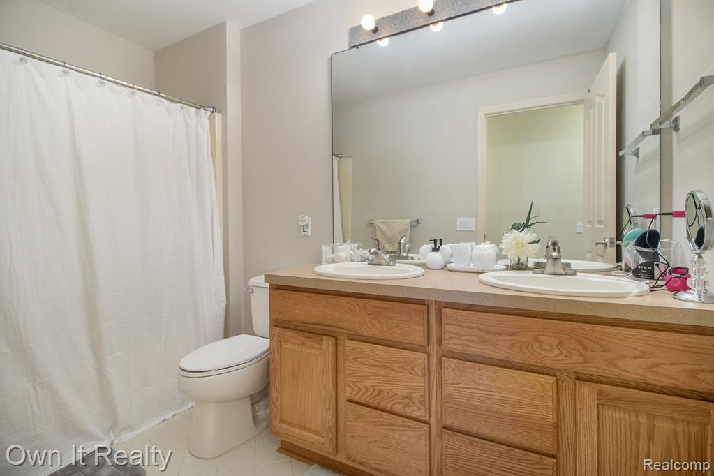 1720 TRINITY Road, Canton, MI 48187 — Photo 27