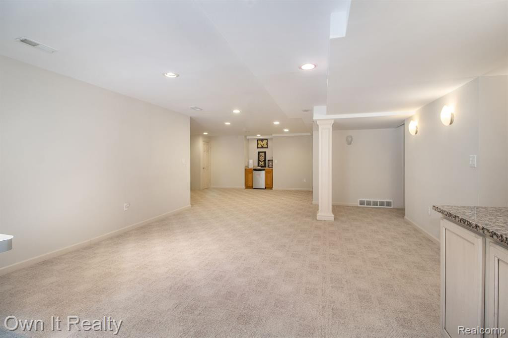 1720 TRINITY Road, Canton, MI 48187 — Photo 39