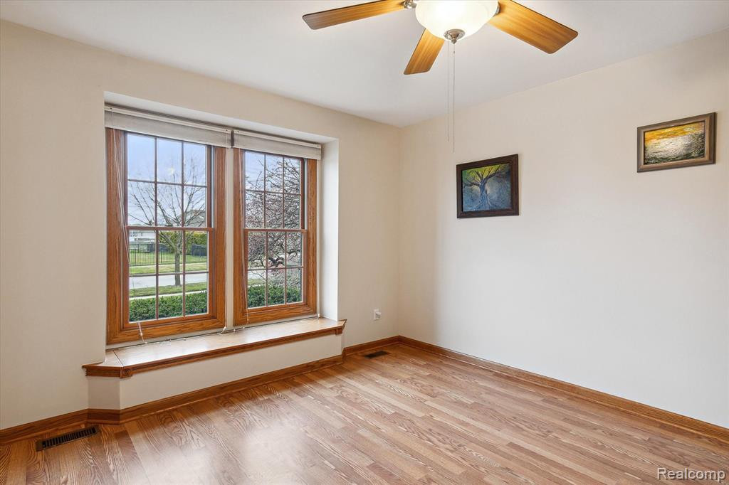 41226 MARJORAN Drive, Sterling Heights, MI 48314 — Photo 19