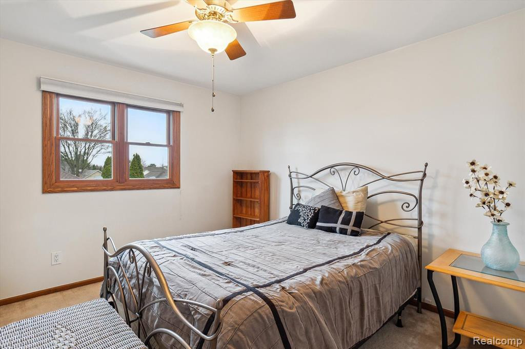 41226 MARJORAN Drive, Sterling Heights, MI 48314 — Photo 29