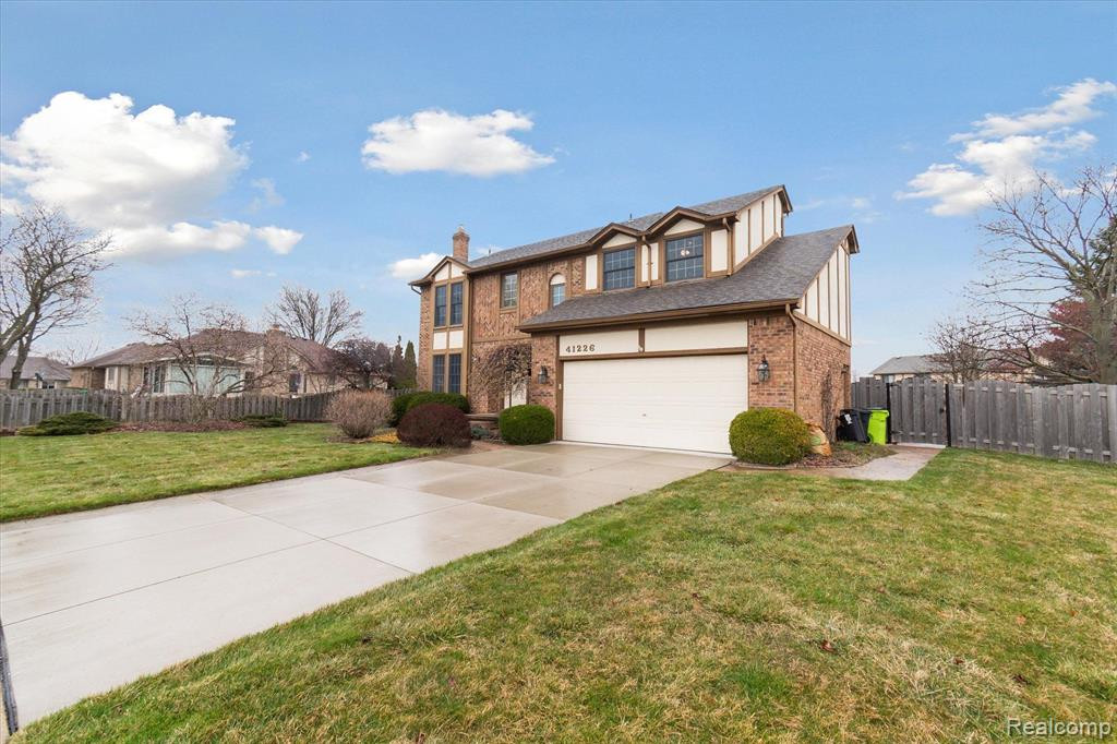 41226 MARJORAN Drive, Sterling Heights, MI 48314 — Photo 46
